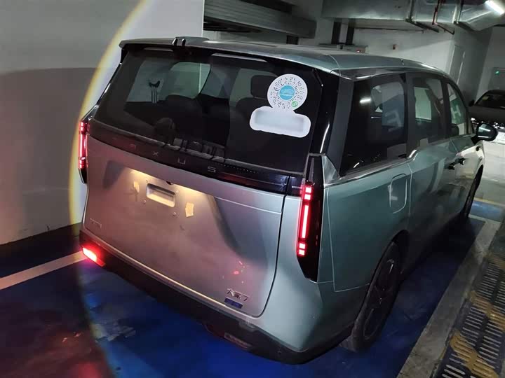 Maxus Mifa 7 2024 2024款 改款 超混 长续航版 悦享版