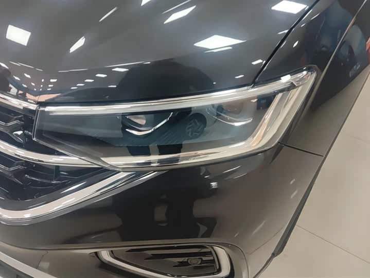 Volkswagen Tayron 2025 2025款 众享款 300TSI