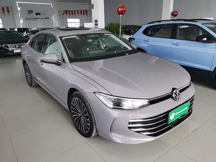 Volkswagen Passat 2025 2025款 Pro 380TSI 龙尊版