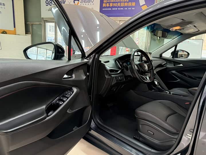 Chevrolet Orlando 2020 2020款 轻混 Redline 530T 自动纵享版（5+2款）