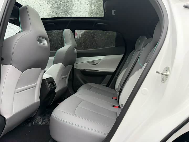 Changan UNI-T 2023 2023款 第二代 1.5T 尊贵型