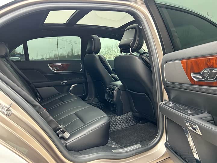 Lincoln Continental 2019 2019款 2.0T 两驱尊雅版 国VI