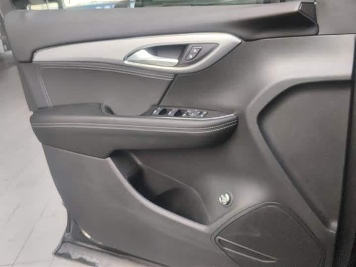 Buick Envision S 2025 2025款 25T 进享白金版