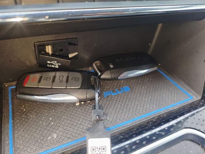 Haval M6 2023 2023款 PLUS 1.5T DCT尊贵智联型