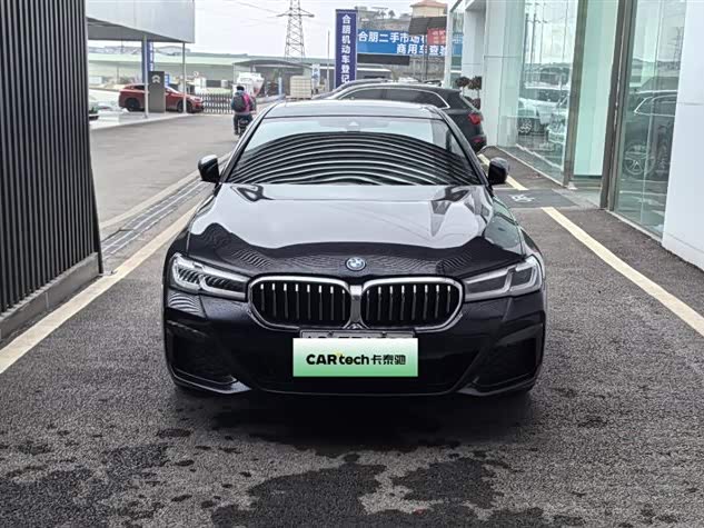 2022 BMW 5 Series Hybrid