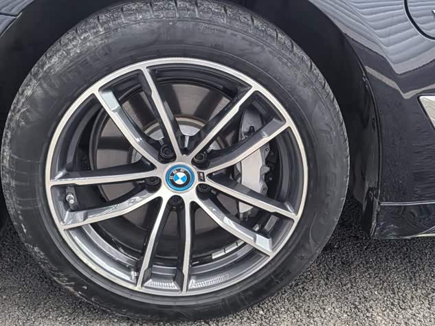 BMW 5 Series Hybrid 2022 2022款 535Le M运动套装