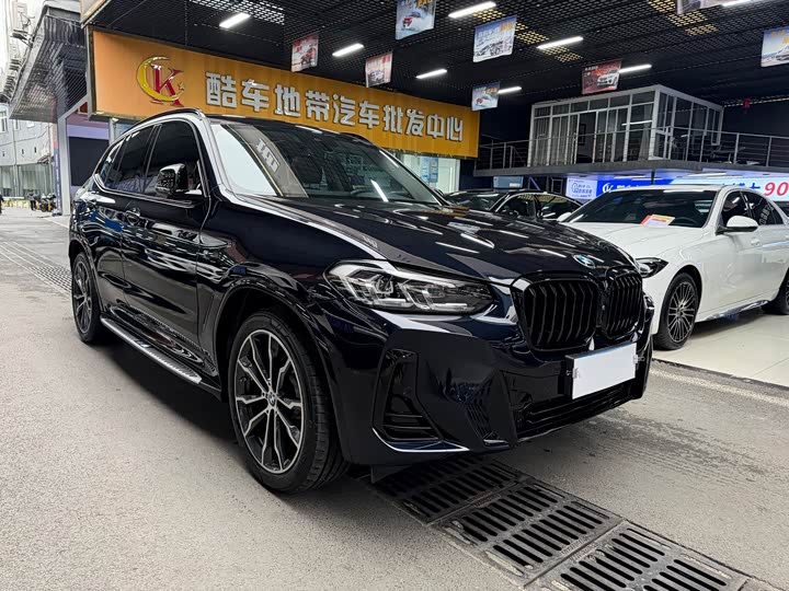 BMW X3 2023 2023款 改款 xDrive30i 领先型 M曜夜套装