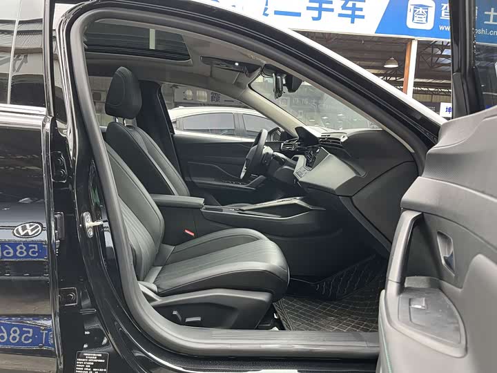 Peugeot 408X 2023 2023款 引力版