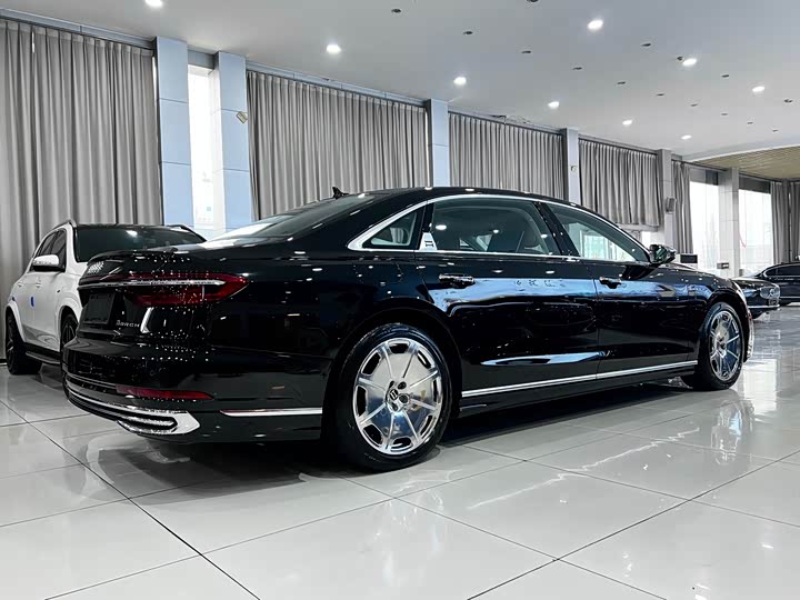 2025 Audi A8