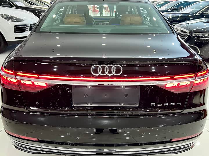 2025 Audi A8