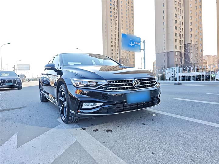 Volkswagen Magotan 2025 2025款 改款二 众享款 330TSI DSG豪华型