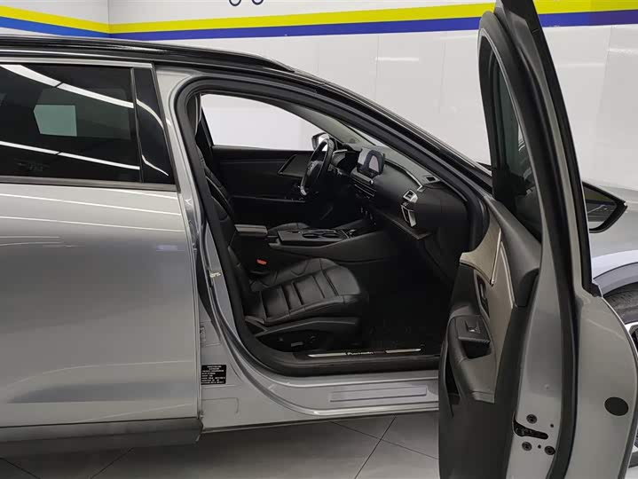 Citroen C5 X 2021 2021款 1.6T 势不凡