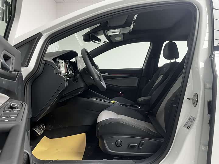 Volkswagen Golf 2025 2025款 300TSI R-Line