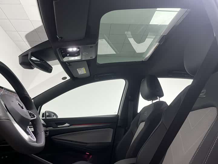 Volkswagen Golf 2025 2025款 300TSI R-Line