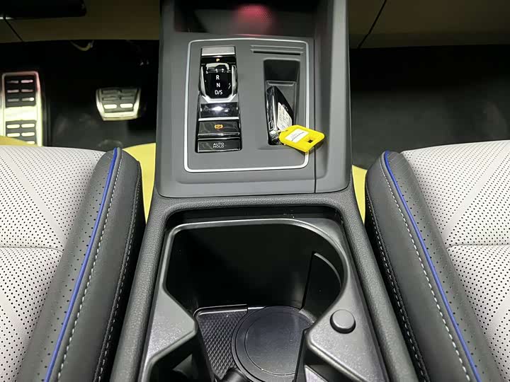 Volkswagen Golf 2025 2025款 300TSI R-Line