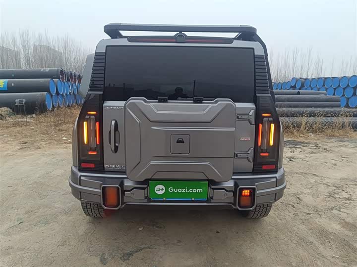 Jetour T2 2025 2025款 2.0TD DCT 四驱星际卫士