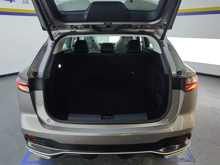 2023 Roewe RX5 Hybrid