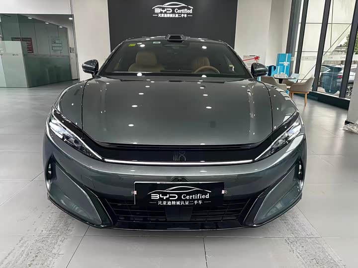 2025 BYD Han L