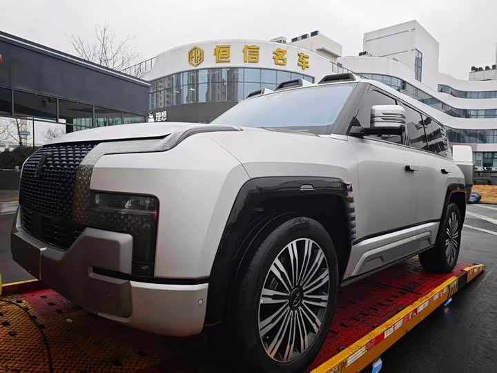 BYD Yangwang U8 2023 2023款 豪华版