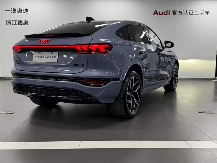 2026 Audi Q6L e-tron