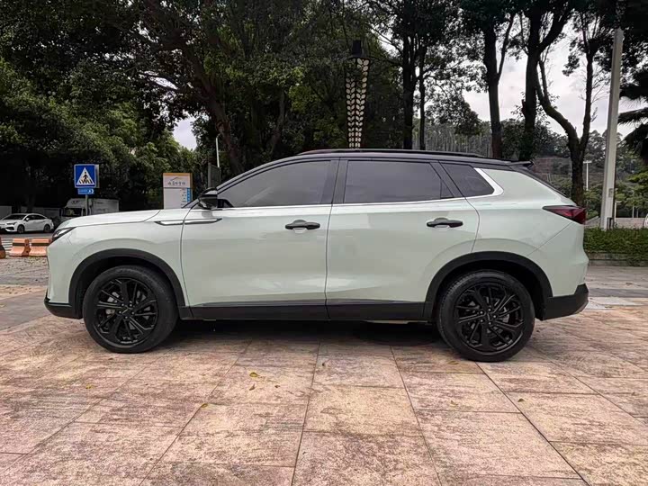 Dongfeng Aeolus Haoji 2022 2022款 马赫双擎 1.5T MHD 敢梦版