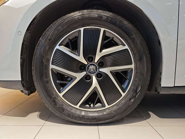 BYD Qin L 2025 2025款 DM-i 智驾版 120KM超越型