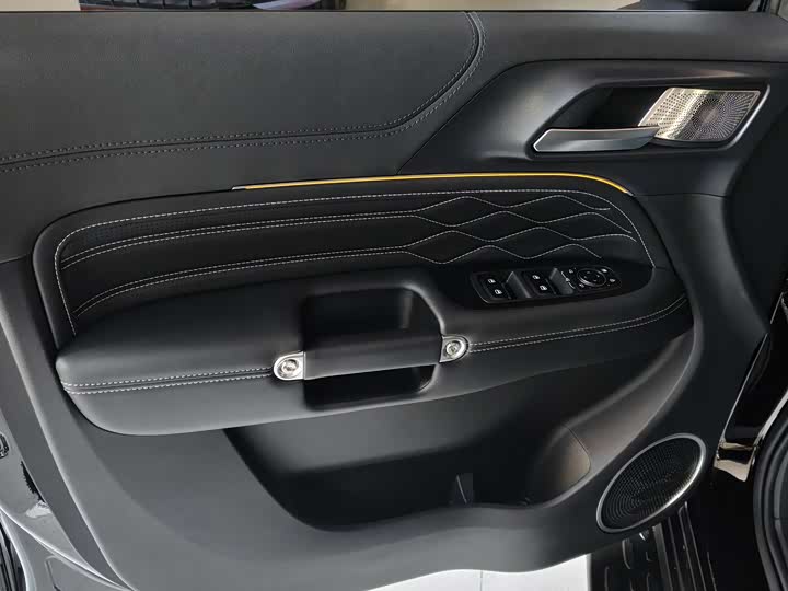 Tank 300 Hybrid 2025 2025款 Hi4-T 37.1kWh