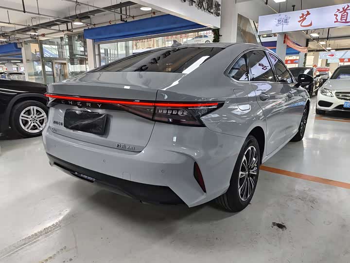 2025 Chery Fulwin A8