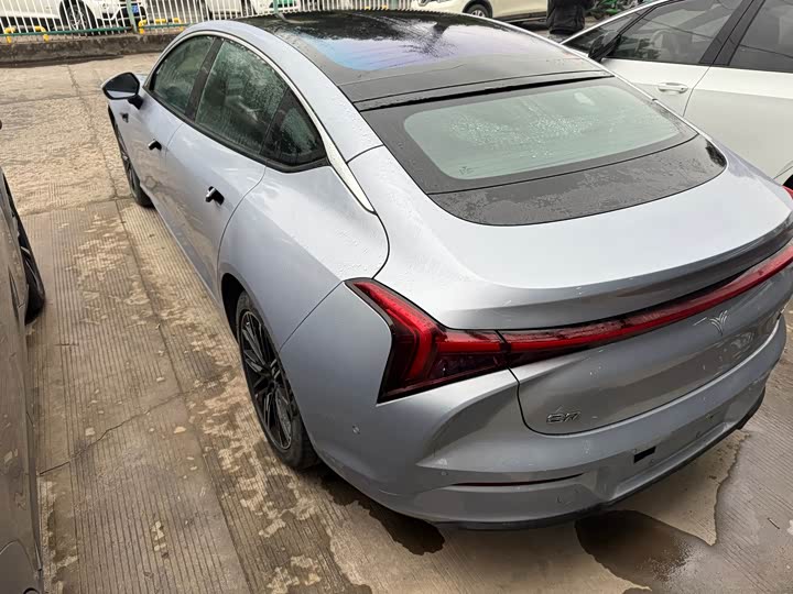 Hozon S 2024 2024款 纯电 520km 后驱AR-HUD版