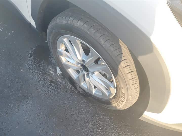 Toyota Corolla Cross 2024 2024款 2.0L 智能电混双擎 精英版