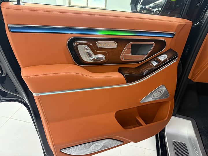 Mercedes-Benz Vito 2024 2024款 2.0T 精英版 7座