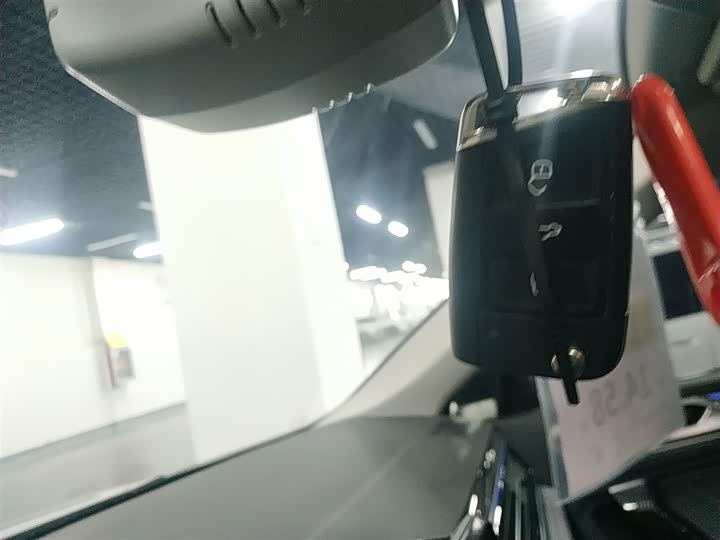 Volkswagen Tiguan X 2023 2023款 改款 330TSI 两驱尊崇旗舰版