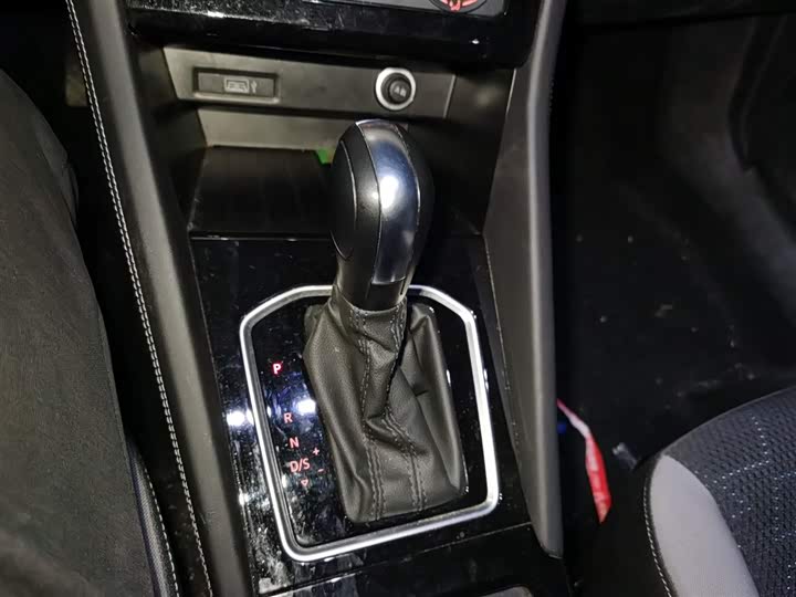 Jetta VS7 2023 2023款 280TSI 自动进取版