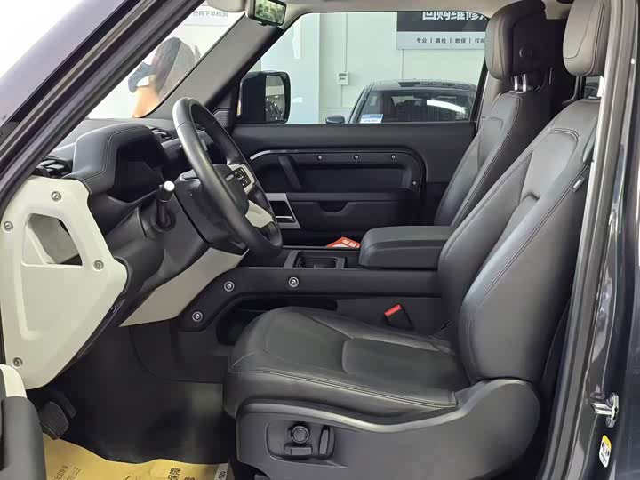 Land Rover Defender 2024 2024款 90 3.0T P400 HSE