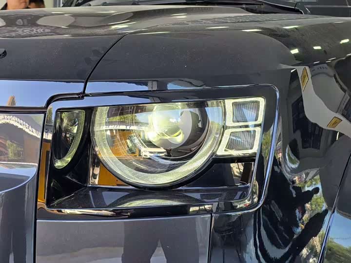 Land Rover Defender 2024 2024款 90 3.0T P400 HSE