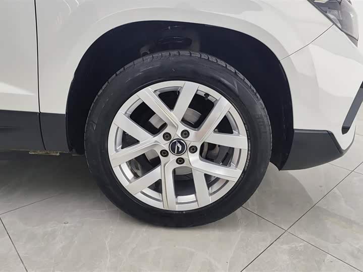 Jetta VS7 2023 2023款 280TSI 自动进取版