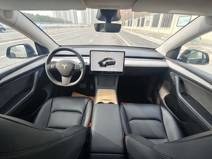 Tesla Model Y 2024 2024款 后轮驱动版