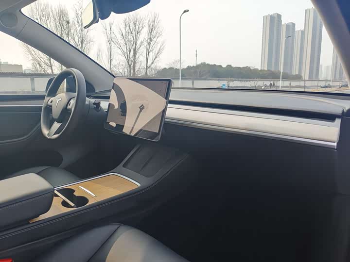 Tesla Model Y 2024 2024款 后轮驱动版