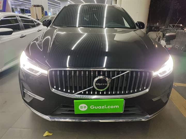 Volvo XC60 2025 2025款 B5 四驱智逸豪华版