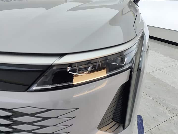 2024 Exeed RX C-DM Hybrid