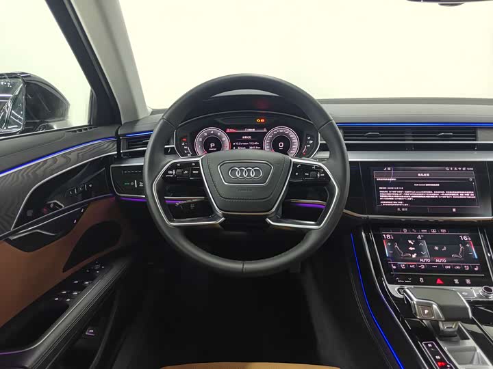 Audi A8 2024 2024款 A8L 50 TFSI quattro 臻选型