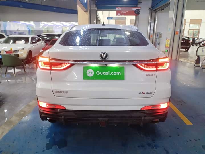 Changan CS85 Coupe 2021 2021款 1.5T DCT尊贵型