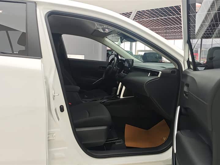 Toyota Corolla Cross 2024 2024款 2.0L 先锋版