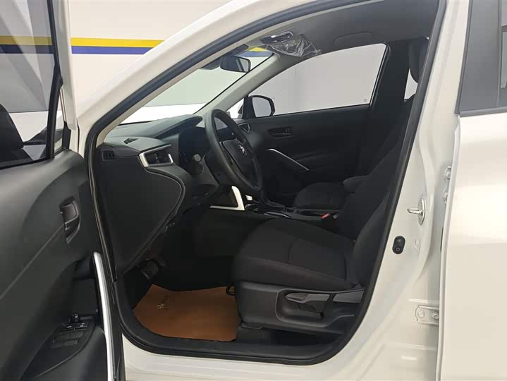 Toyota Corolla Cross 2024 2024款 2.0L 先锋版