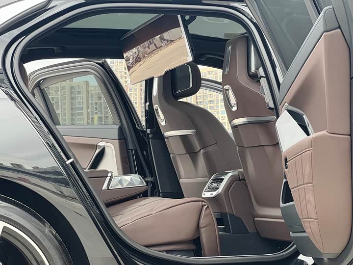 BMW 7 Series 2023 2023款 740Li 尊享型 M运动套装