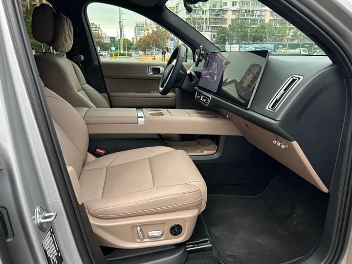 LiXiang L6 2025 2025款 Pro 智能焕新版