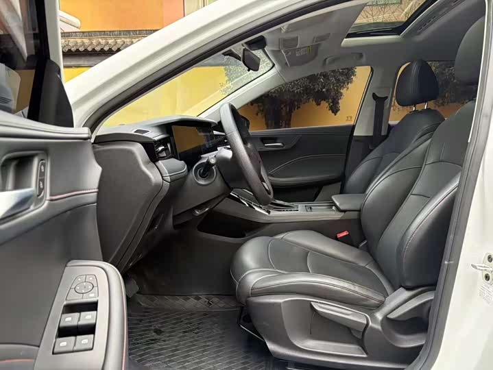 Roewe i5 2024 2024款 1.5L CVT尊荣版