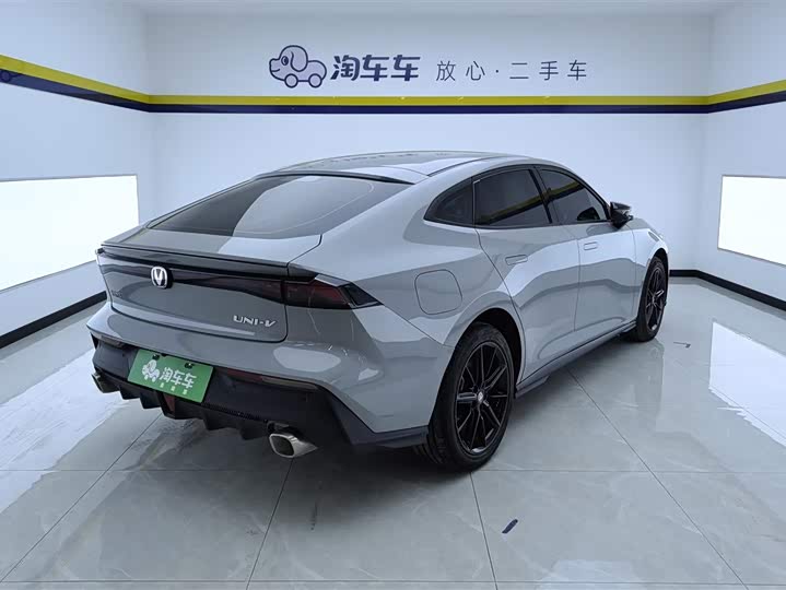 Changan UNI-V Hybrid 2023 2023款 智电iDD 1.5T 113km智趣型（飞快版）