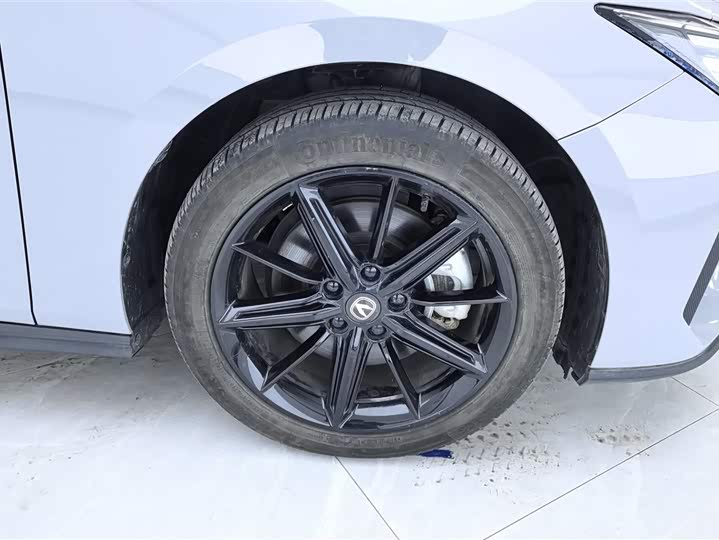 Changan UNI-V Hybrid 2023 2023款 智电iDD 1.5T 113km智趣型（飞快版）