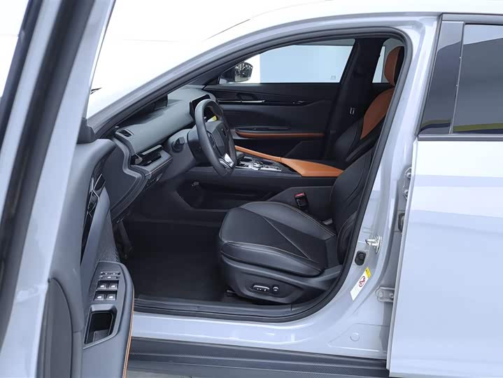 Changan UNI-V Hybrid 2023 2023款 智电iDD 1.5T 113km智趣型（飞快版）